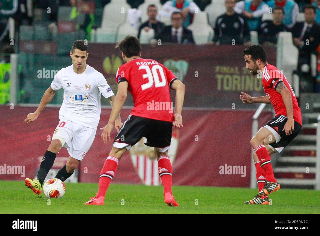 Vitolo of FC Seville and André Gomes , Ruben Amorim of Benfica during the Europa League 2013 - 2014 ,Juventus Stadium, Turin on MAY 14 2014 in Turin , Italie - Photo Laurent Lairys / DPPI Stock Photo