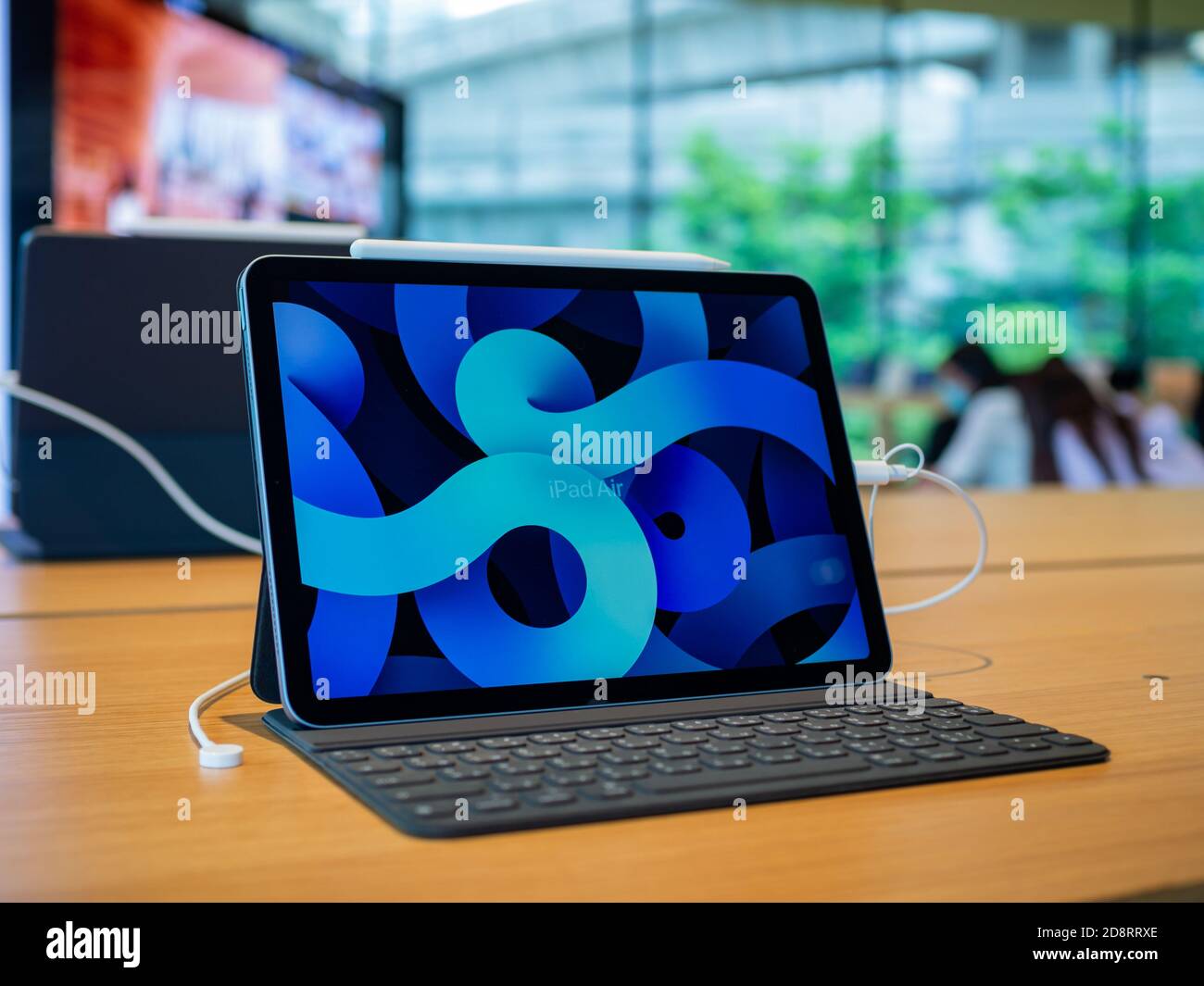 Bangkok, Thailand - October 29, 2020: The new iPad Air 2020 device is  installed at the Central World Apple Store for customers to view and trial  Stock Photo - Alamy