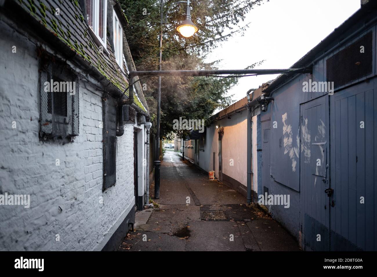 Dark Alley Way Uk High Resolution Stock Photography And Images Alamy