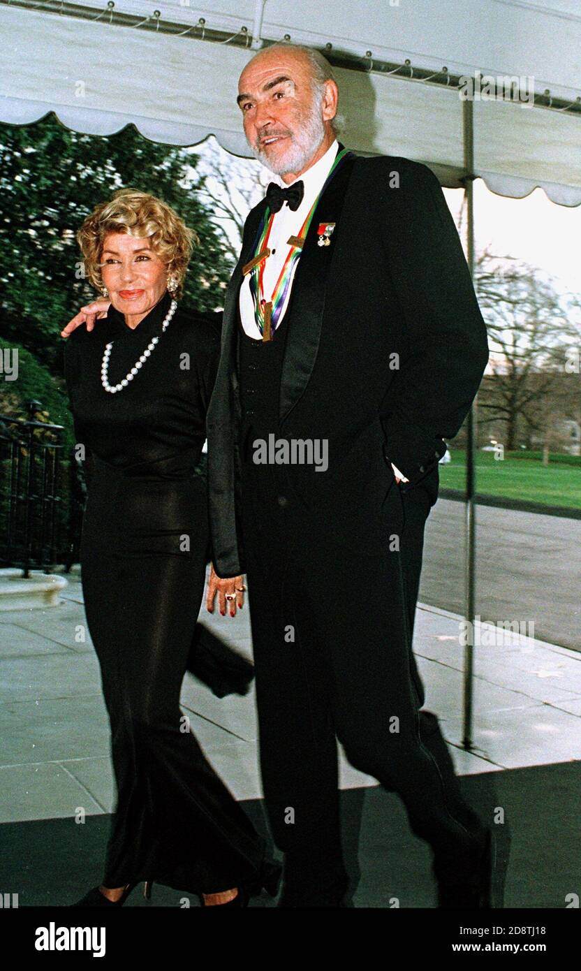 Sean Connery and his wife, Micheline Roquebrune, arrive at the White