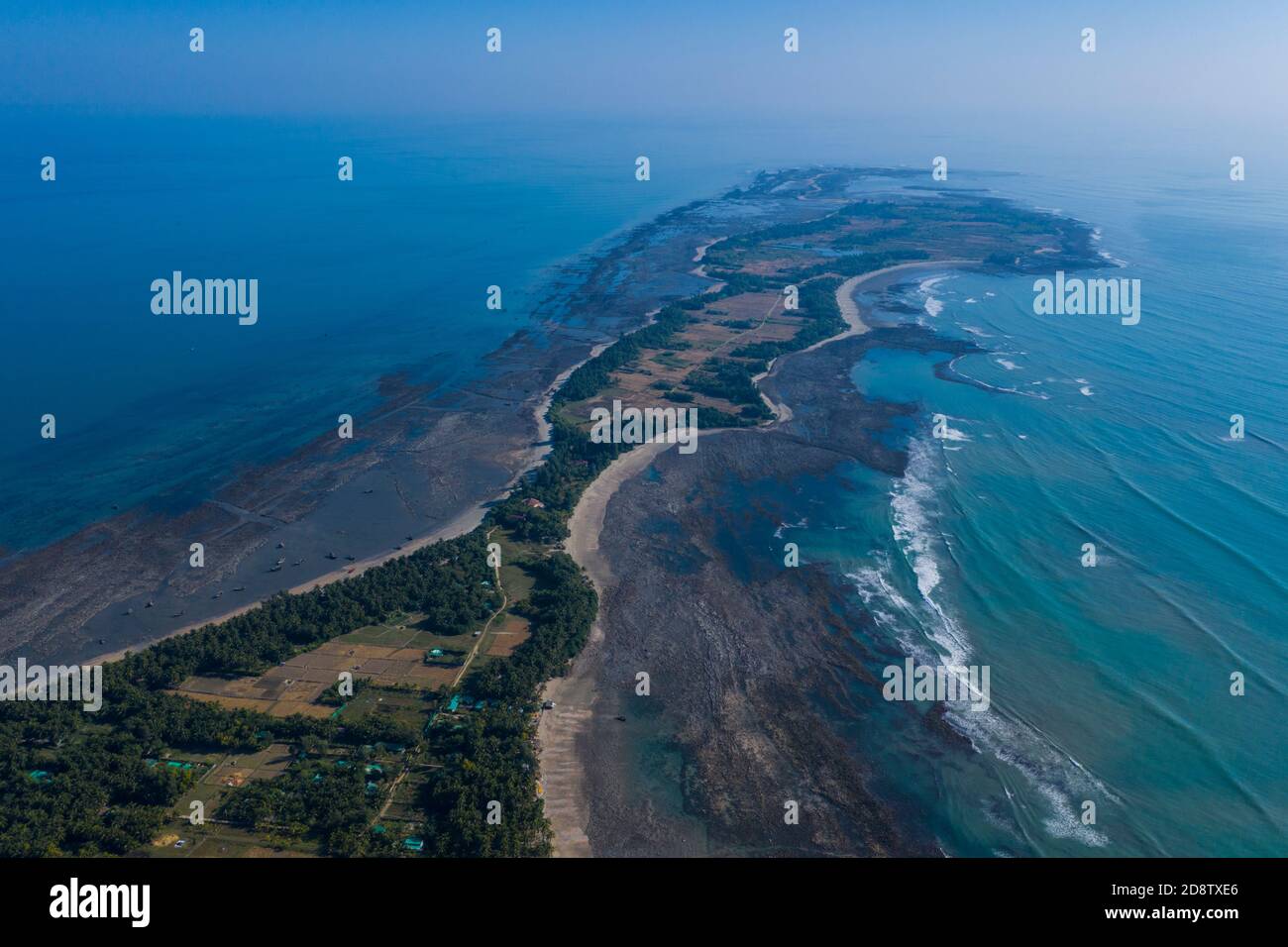 Saint martin's island bangladesh reef hi-res stock photography and ...