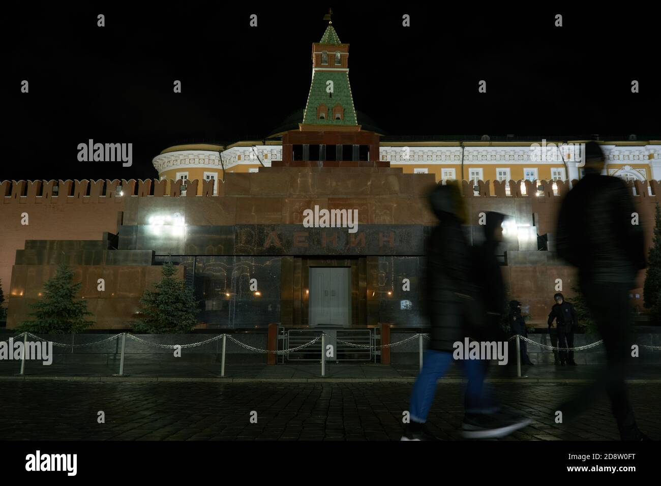 Куда уезжают москвичи