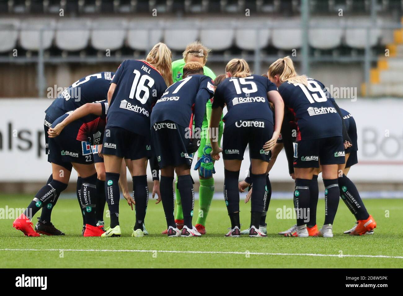Linkoping Sweden 01st Nov Linkopings Fc In A Huddle During The Match In The Damallsvenskan Round Between Linkoping And Pitea At Linkoping Arena In Linkoping Mia Eriksson Spp Credit Spp Sport Linkoping Sweden 01st Nov Linkopings Fc In A Huddle During The Match In The Damallsvenskan Round Between Linkoping And Pitea At Linkoping Arena In Linkoping Mia Eriksson Spp Credit Spp Sport
