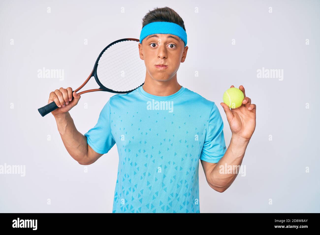 Page 4 Ball Boy Holding Tennis Ball High Resolution Stock Photography And Images Alamy