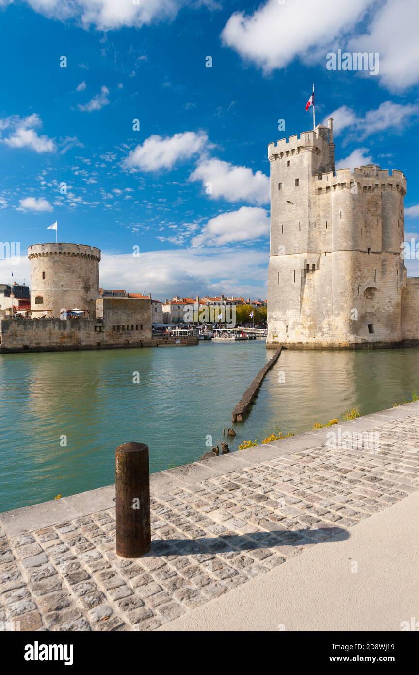 France, Charente-Maritime (17), La Rochelle, Vieux port, two old towers : Tour de la Chaine and Tour Saint Nicolas Stock Photo