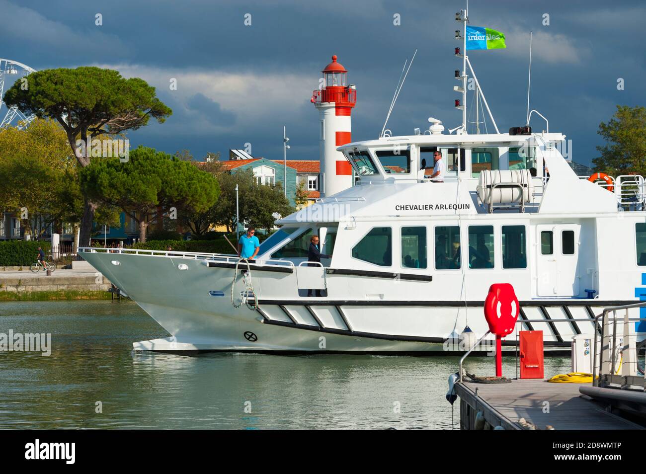 France, Charente-Maritime (17), La Rochelle, Vieux port, Gabut lighthouse Stock Photo