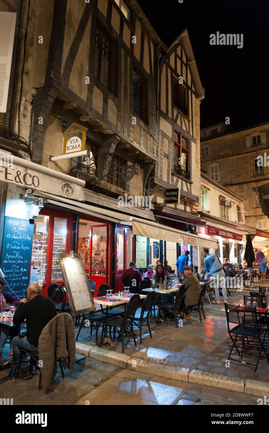 France, Charente-Maritime (17), La Rochelle, rue du port street, restaurants Stock Photo