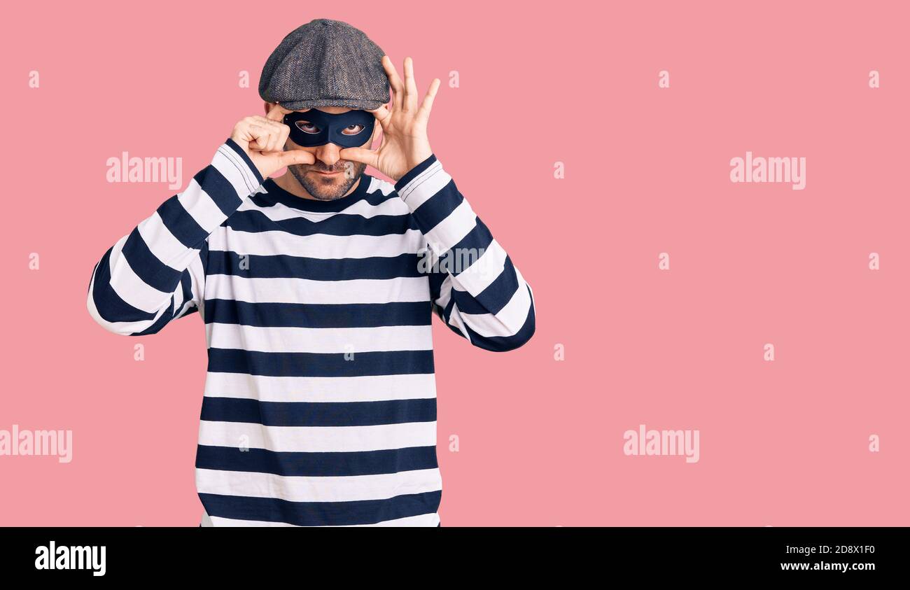 Man sleeping wearing eye mask hi-res stock photography and images - Alamy