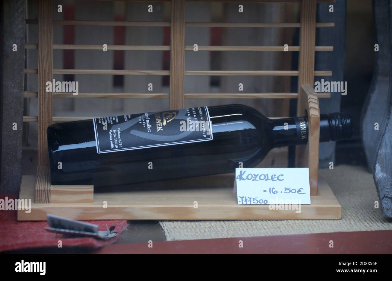 Souvenir wine bottle hires stock photography and images Alamy