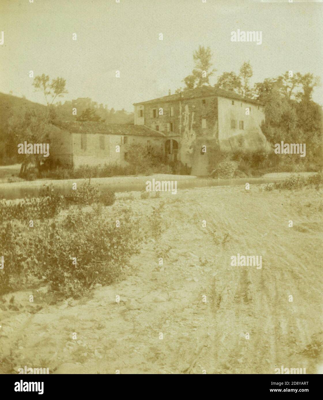 A countryside farm house, Salsomaggiore, Italy 1910 Stock Photo