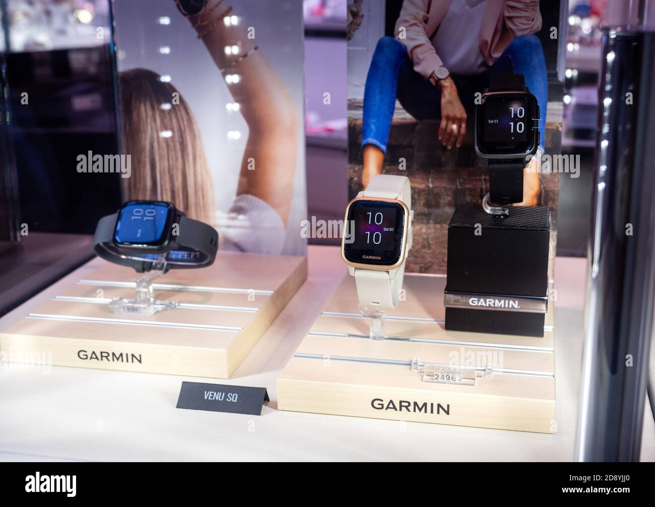 Garmin High Resolution Stock Photography and Images - Alamy