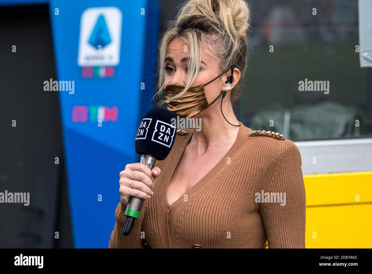 Udine, Italy. 1st Nov, 2020. udine, Italy, Dacia Arena Friuli Stadium, 01  Nov 2020, Diletta Leotta (DAZN field commentator) during Udinese vs Milan -  Italian soccer Serie A match - Credit: LM/Alessio