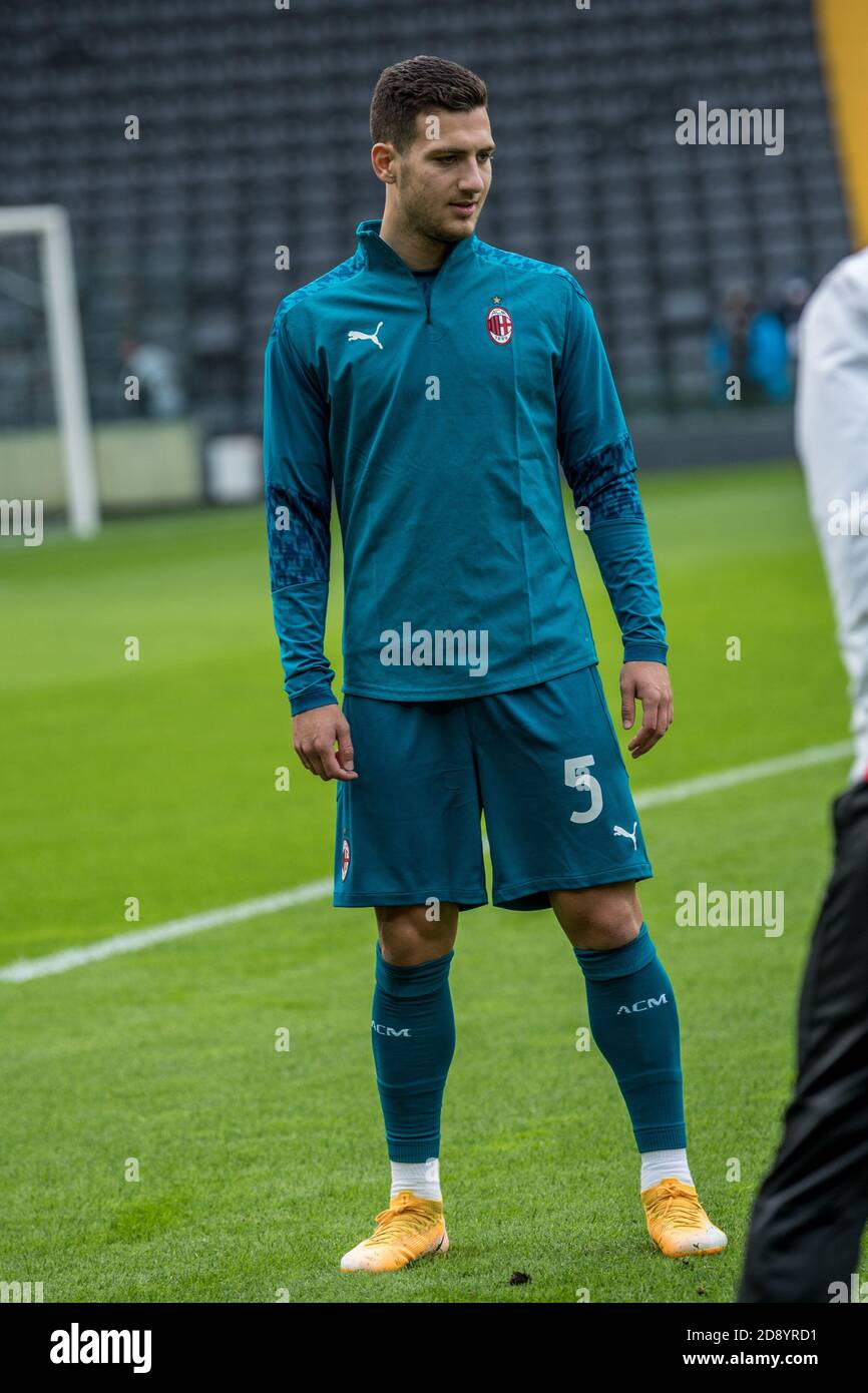 Diogo Dalot Ac Milan During Udinese Vs Milan Italian Soccer Serie A Match Udine Italy 01 Nov 2020 Credit Lm Alessio Marini Stock Photo Alamy