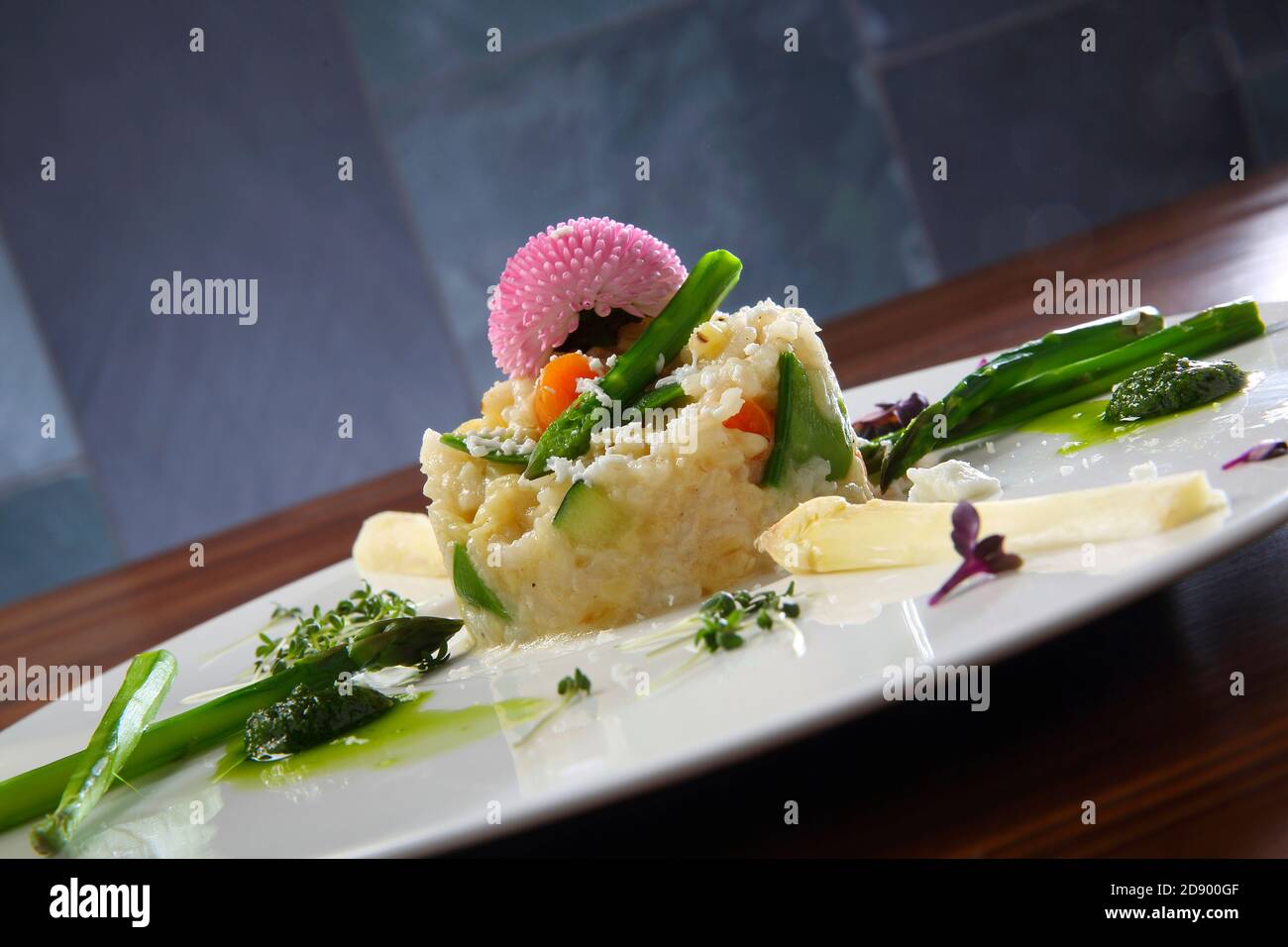 Italian risotto, asparagus, leek, vegetarian food. (CTK Photo/Zdenek ...