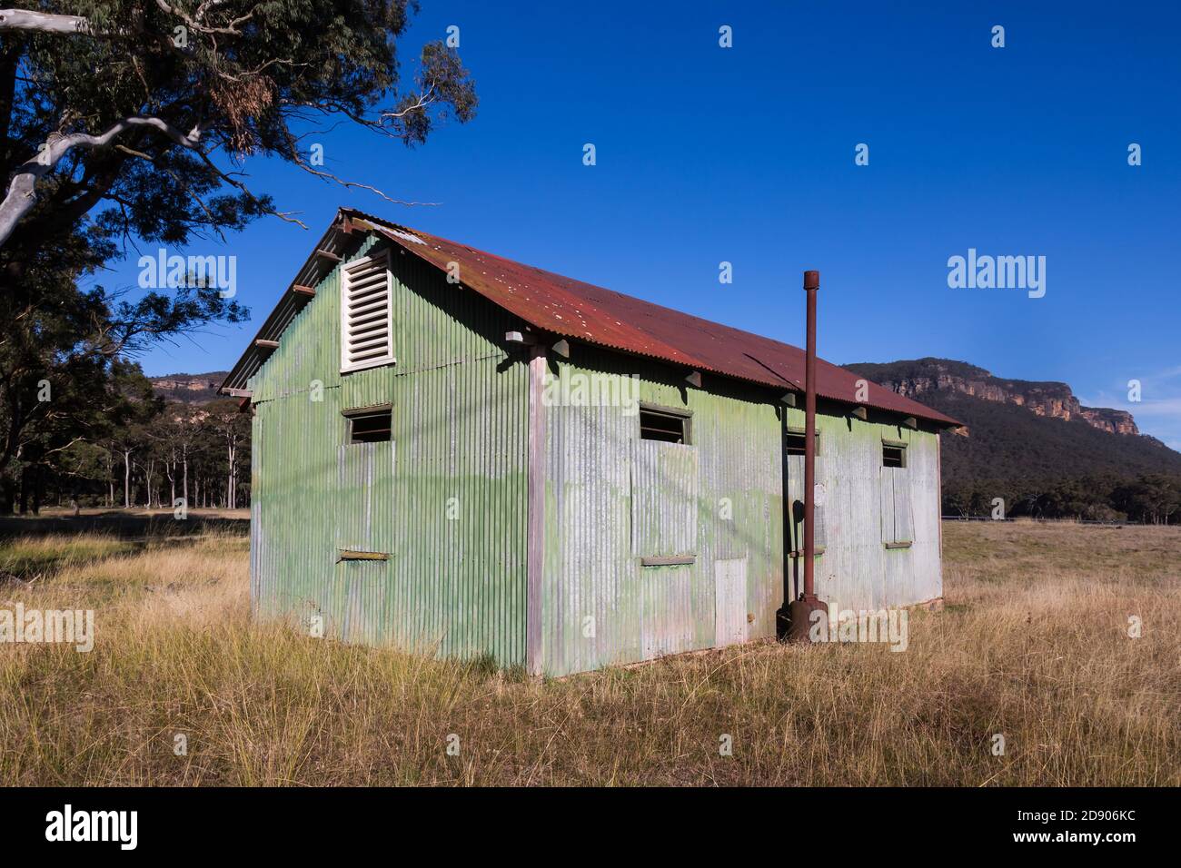 Old Tin House High Resolution Stock Photography and Images Alamy