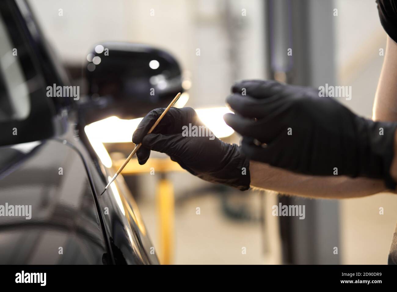 Hand painting car brush hires stock photography and images Alamy