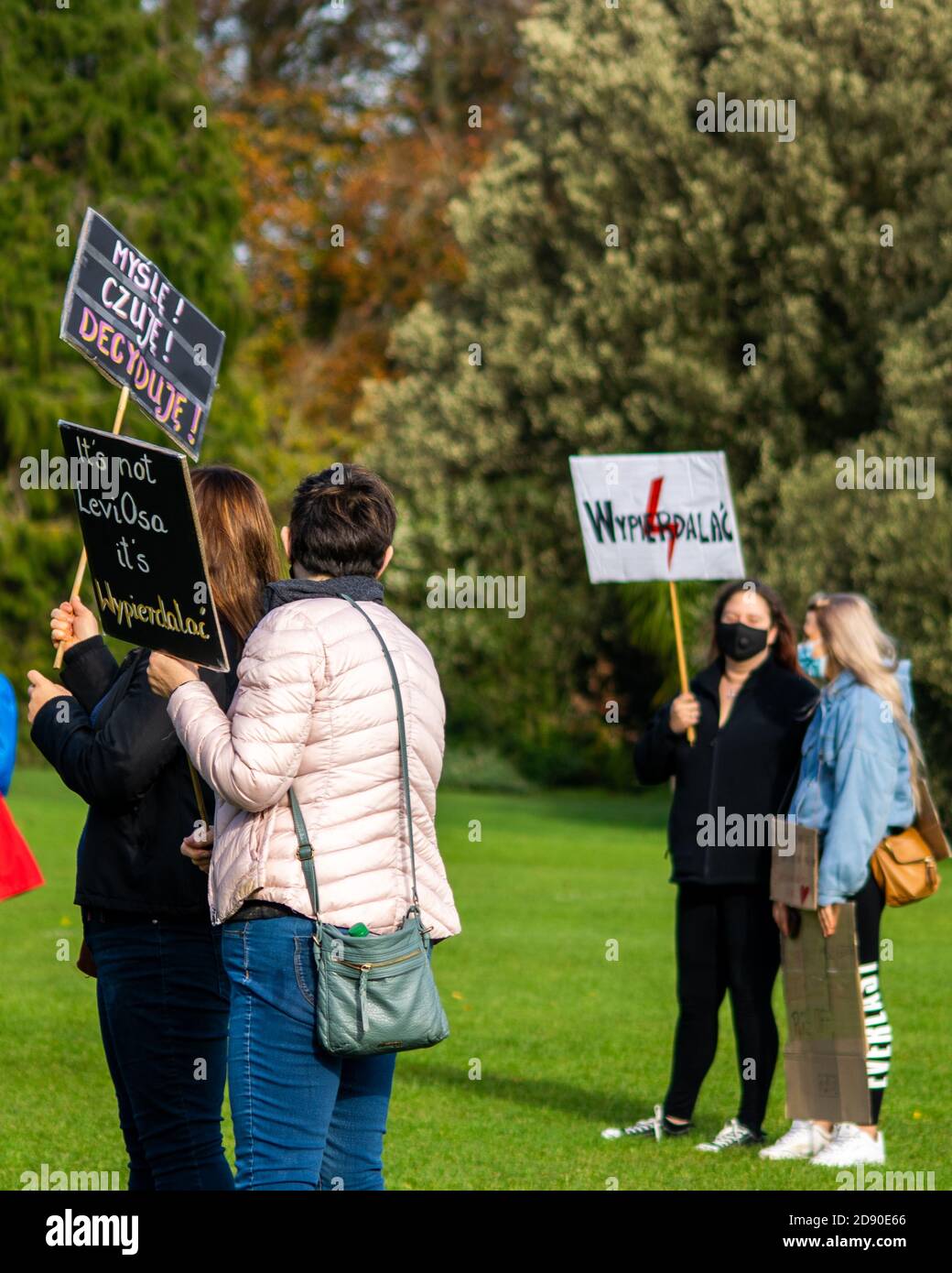 Oxford, United Kingdom - November 1, 2020: Polish pro choice protest in University Parks Oxford, women and men peacefully protesting against the anti Stock Photo