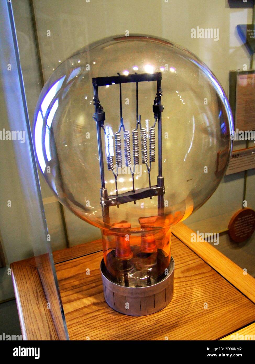 Historic reproduction of a Thomas alva Edison light bulb on display in his  boyhood town museum at Port Huron Michigan Stock Photo - Alamy