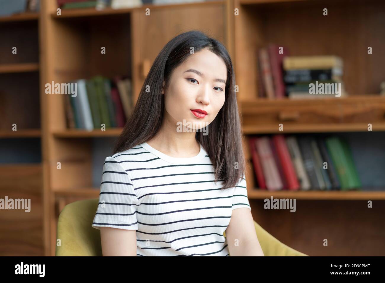 Young japanese women long hair hi-res stock photography and images - Alamy