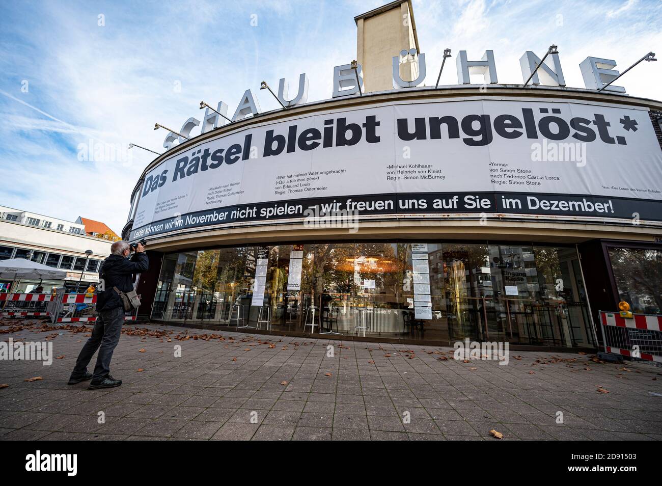 02 November 2020, Berlin: At the beginning of the month-long partial lockdown at the Schaubühne, the motto is 'The mystery remains unsolved. Unfortunately we can't play in November - we're looking forward to it in December'. Federal and state governments have decided on the partial lockdown. Photo: Fabian Sommer/dpa Stock Photo