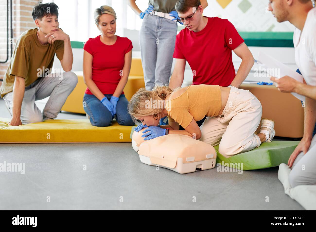 First aid skills hi-res stock photography and images - Alamy