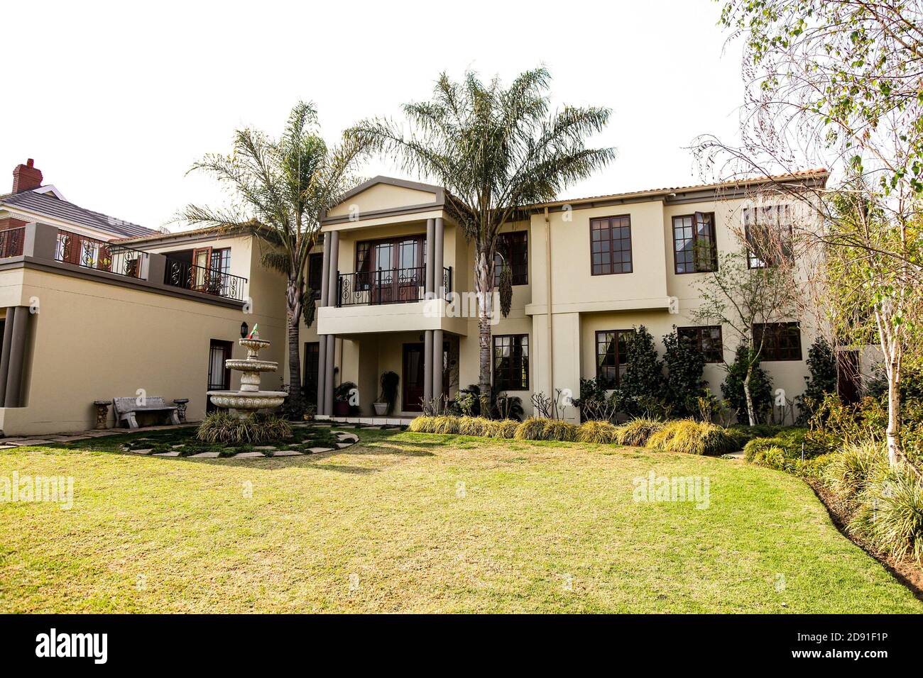 Gated community south africa hi-res stock photography and images - Alamy