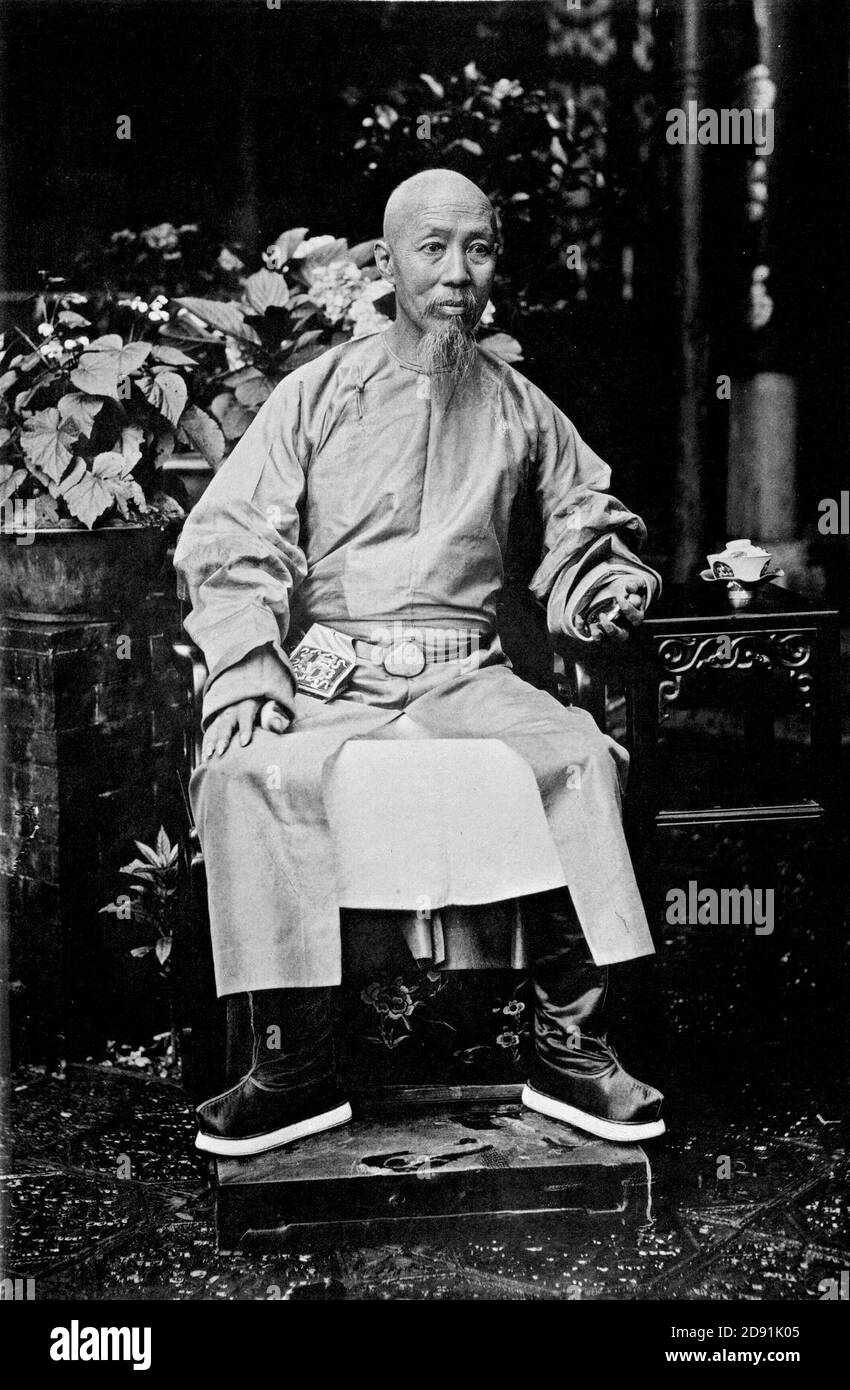 General lin Black and White Stock Photos & Images - Alamy