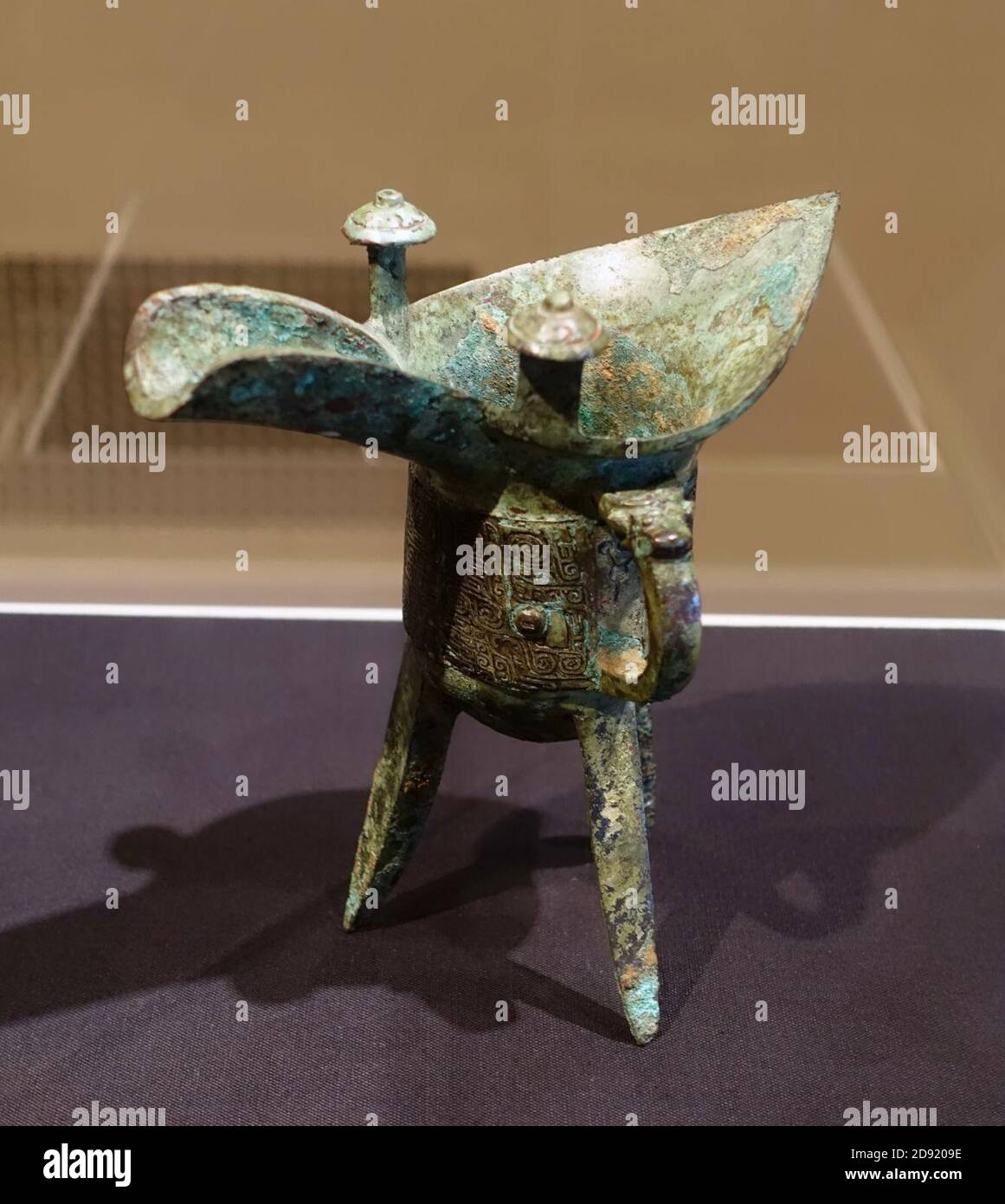 Jue (wine cup), Anyang, Henan province, China, Shang dynasty, 13th to early 12th century BC