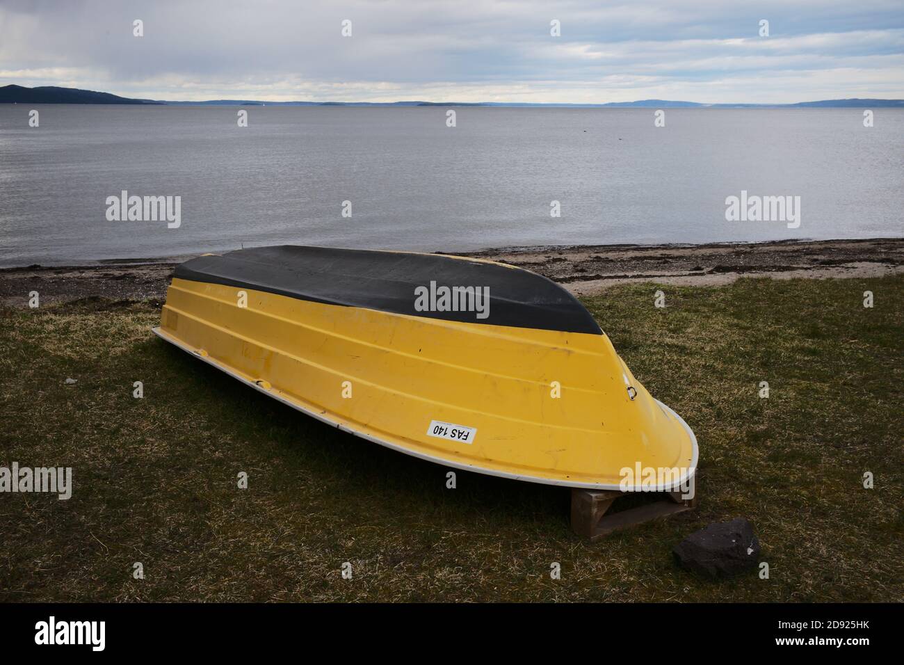 Yellow rowing boat on beach no 02 Stock Photo Alamy