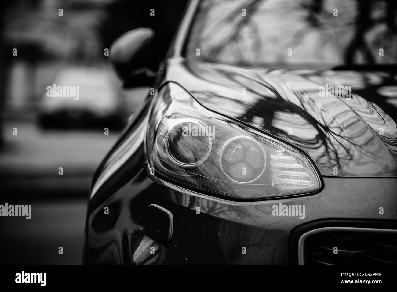 Car headlights exterior detail hi-res stock photography and images - Alamy