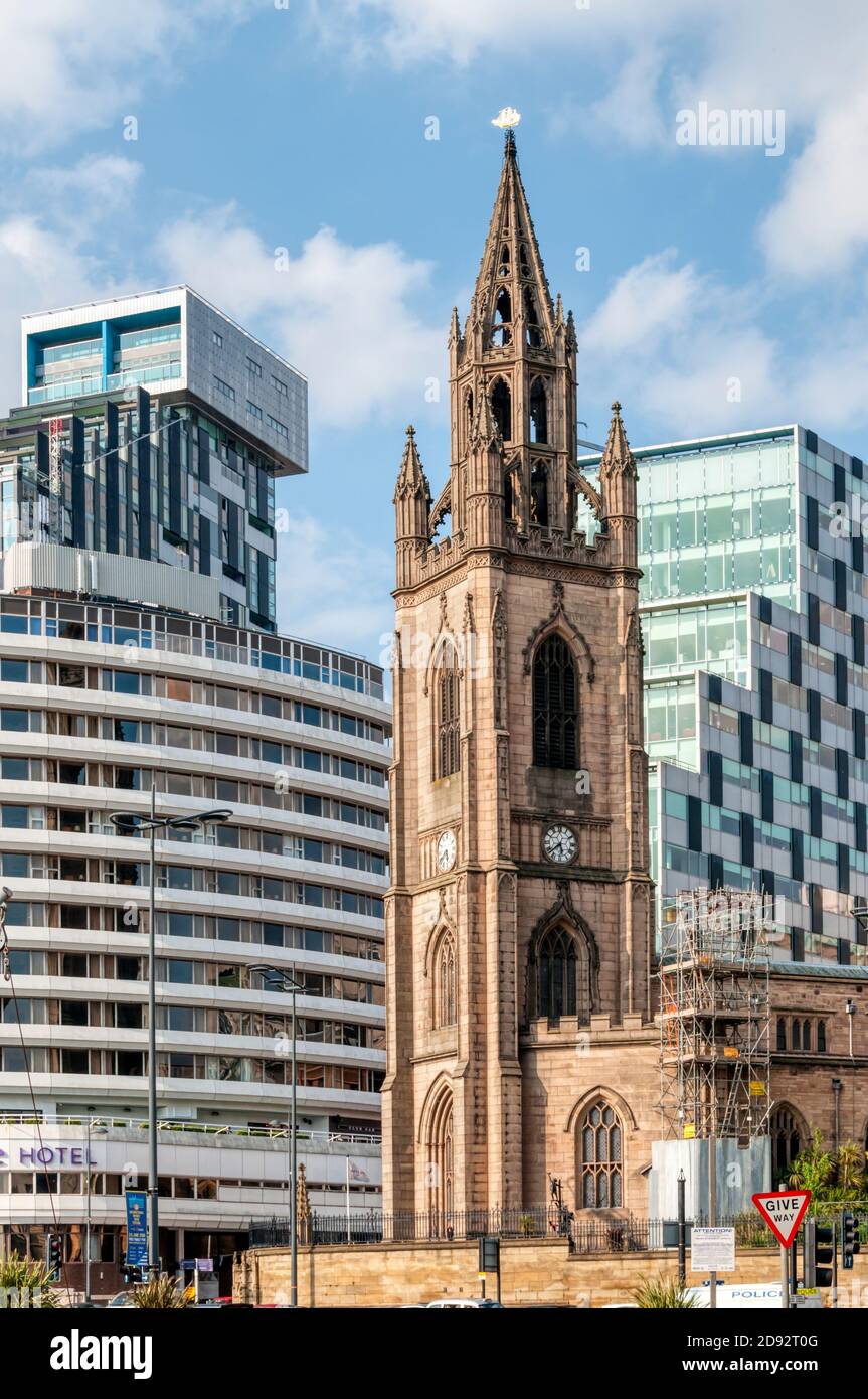 Liverpool building styles L-R: Unity Residential tower, Mercure Liverpool Atlantic Tower Hotel & Liverpool Parish Church of Our Lady & St Nicholas. Stock Photo