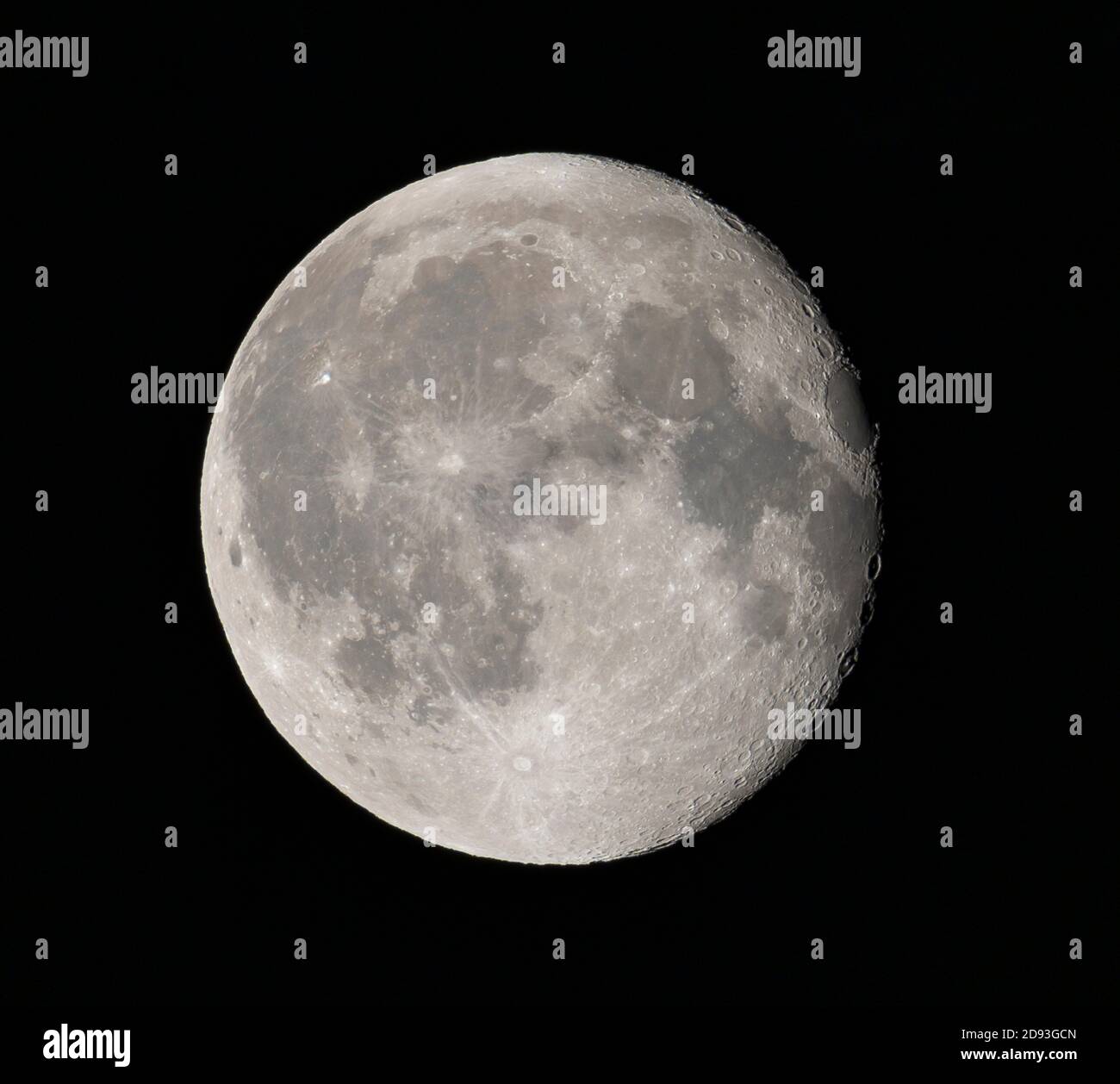 London, UK. 2 November 2020. 95.5% Waning Gibbous Moon in clear overnight sky. Credit: Malcolm Park/Alamy Live News. Stock Photo