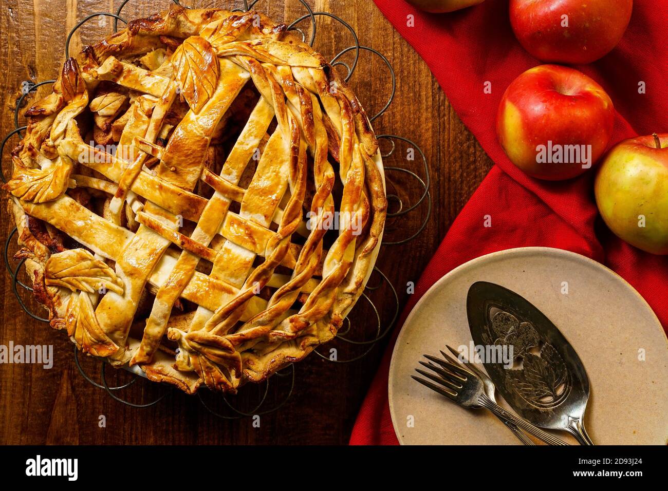 Apple Pie with Lattice Crust Stock Photo Alamy