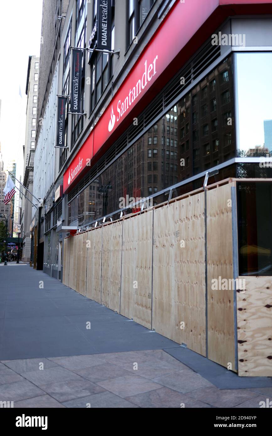 New York City, New York, United States. 2nd Nov, 2020. United States Election. Store fronts boarded up in the Herald Sqare section of Manhattan in anticipation of potential violence following Tuesday's United States Presidential election between Donald Trump and former Vice President Joe Biden. Credit: Adam Stoltman/Alamy Live News Stock Photo