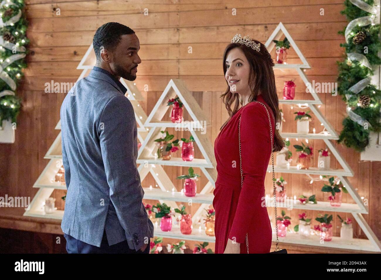 JINGLE BELL BRIDE, from left Ronnie Rowe (aka Ronnie Rowe Jr.), Julie