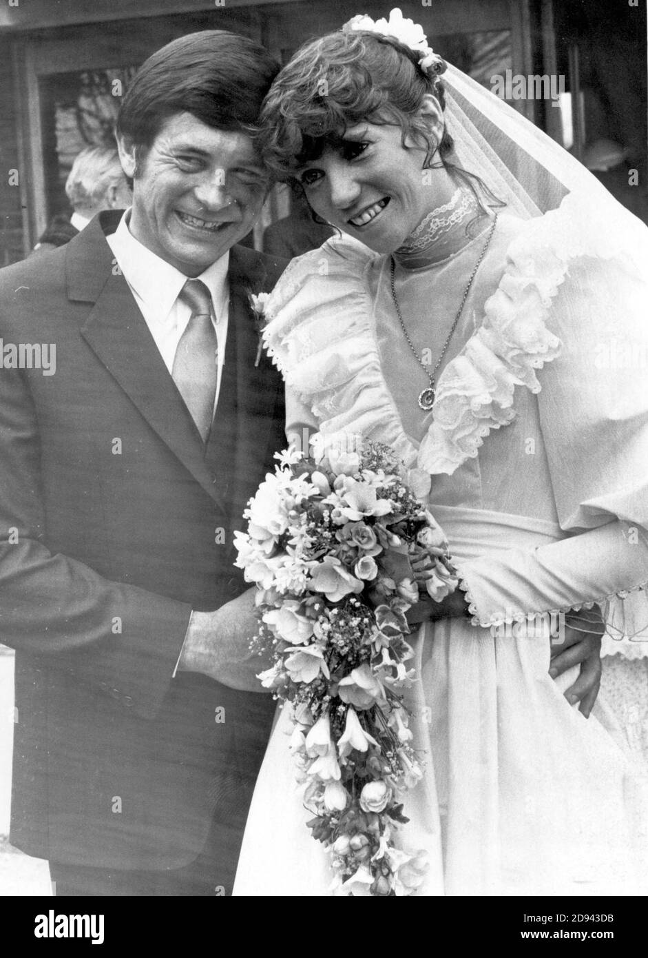 THE WEDDING OF RACING DRIVER DAVID PURLEY TO GAIL WARD 1981. PORTSMOUTH. Stock Photo