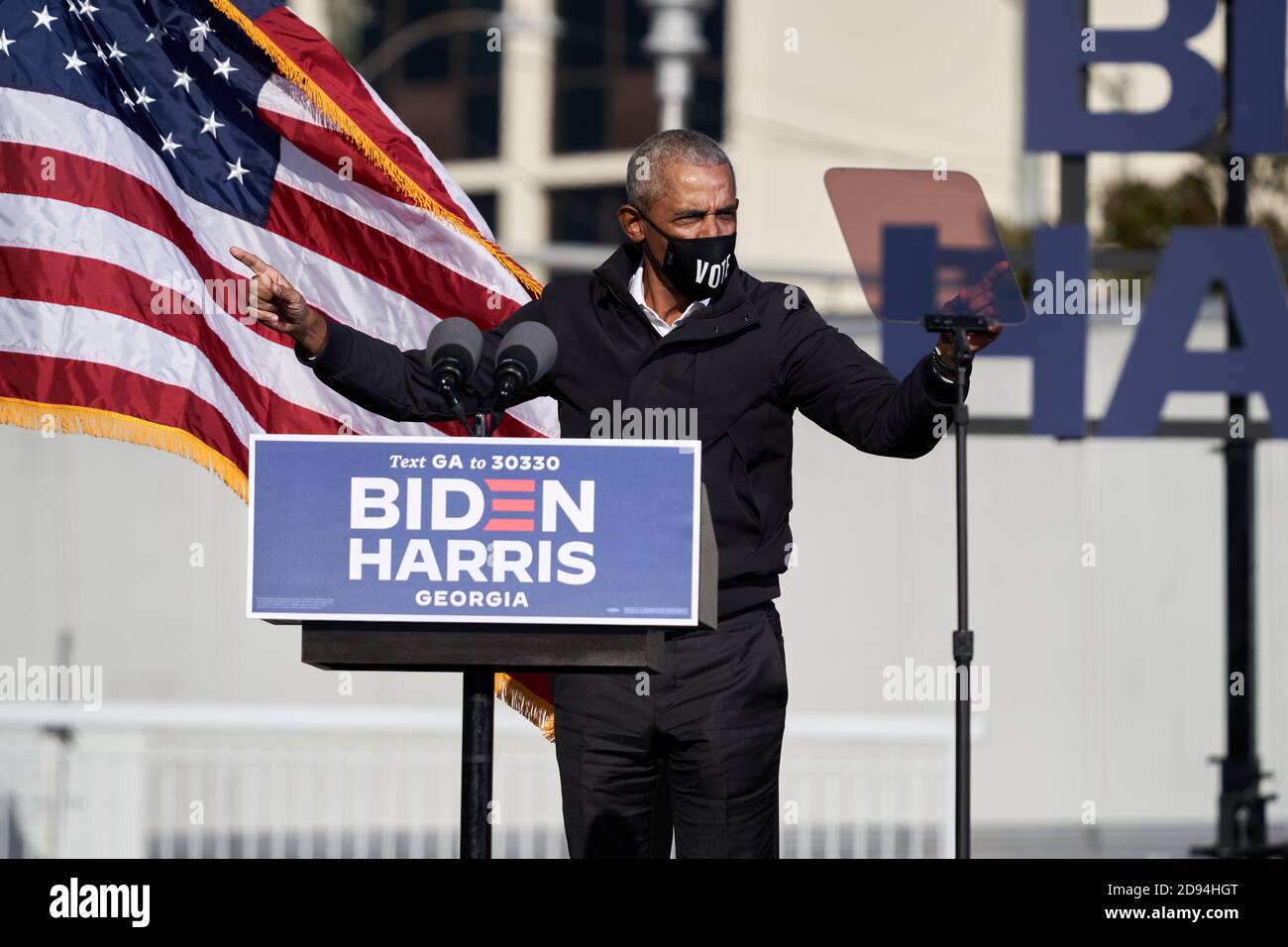 Atlanta, United States. 02nd Nov, 2020. President Barack Obama adresses drive-in rally on election eve to get out the vote for Joe Biden, Jon Ossoff and Raphael Warnock on November 2, 2020 in Atlanta, Georgia Credit: Sanjeev Singhal/The News Access Credit: The Photo Access/Alamy Live News Stock Photo