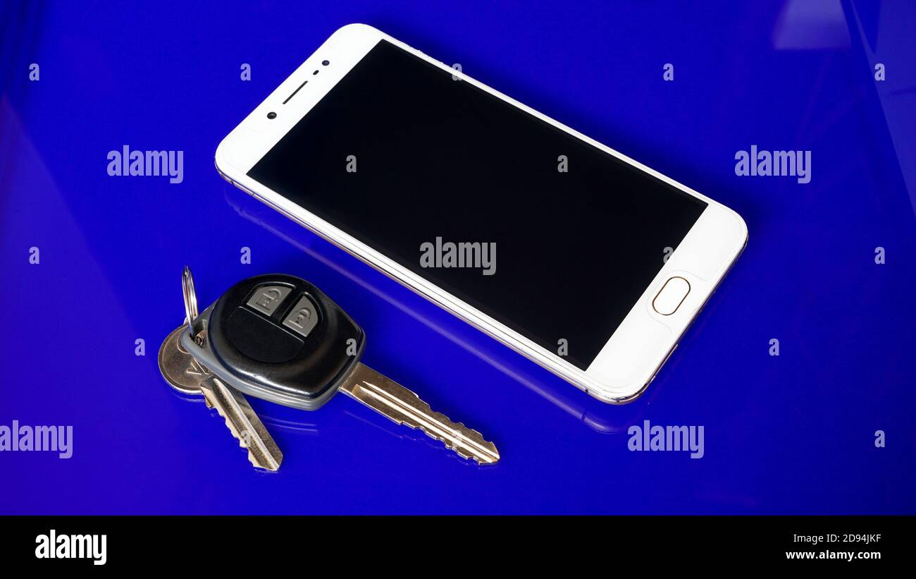 Car pool phone hi-res stock photography and images - Alamy