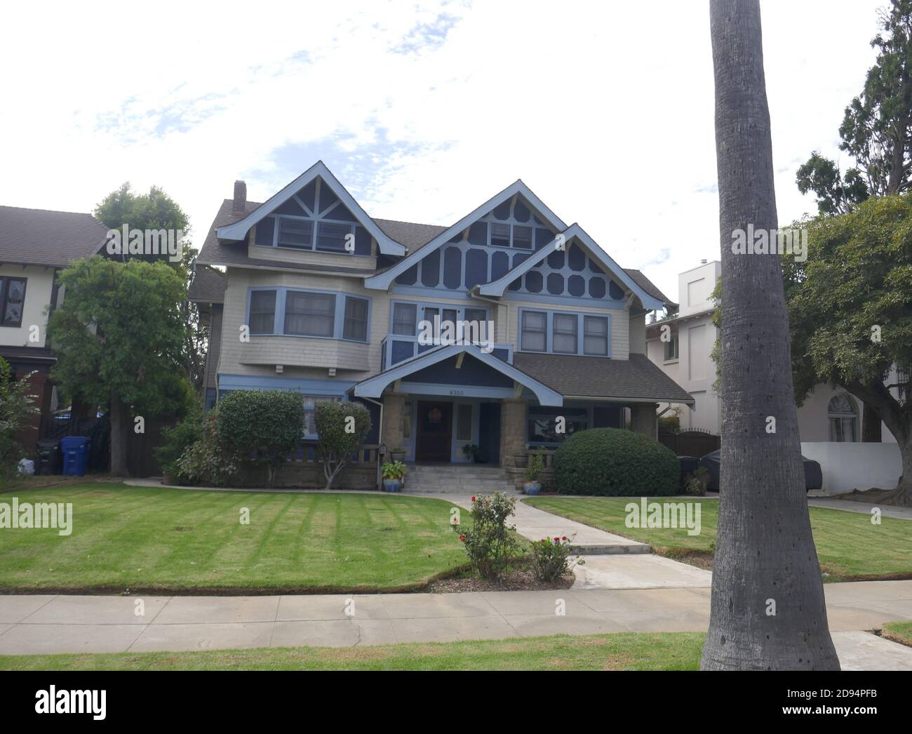 Los Angeles, California, USA 1st November 2020 A general view of atmosphere of Insidious House Filming Location at 4350 Victoria Park Drive on November 1, 2020 in Los Angeles, California, USA. Photo by Barry King/Alamy Stock Photo Stock Photo