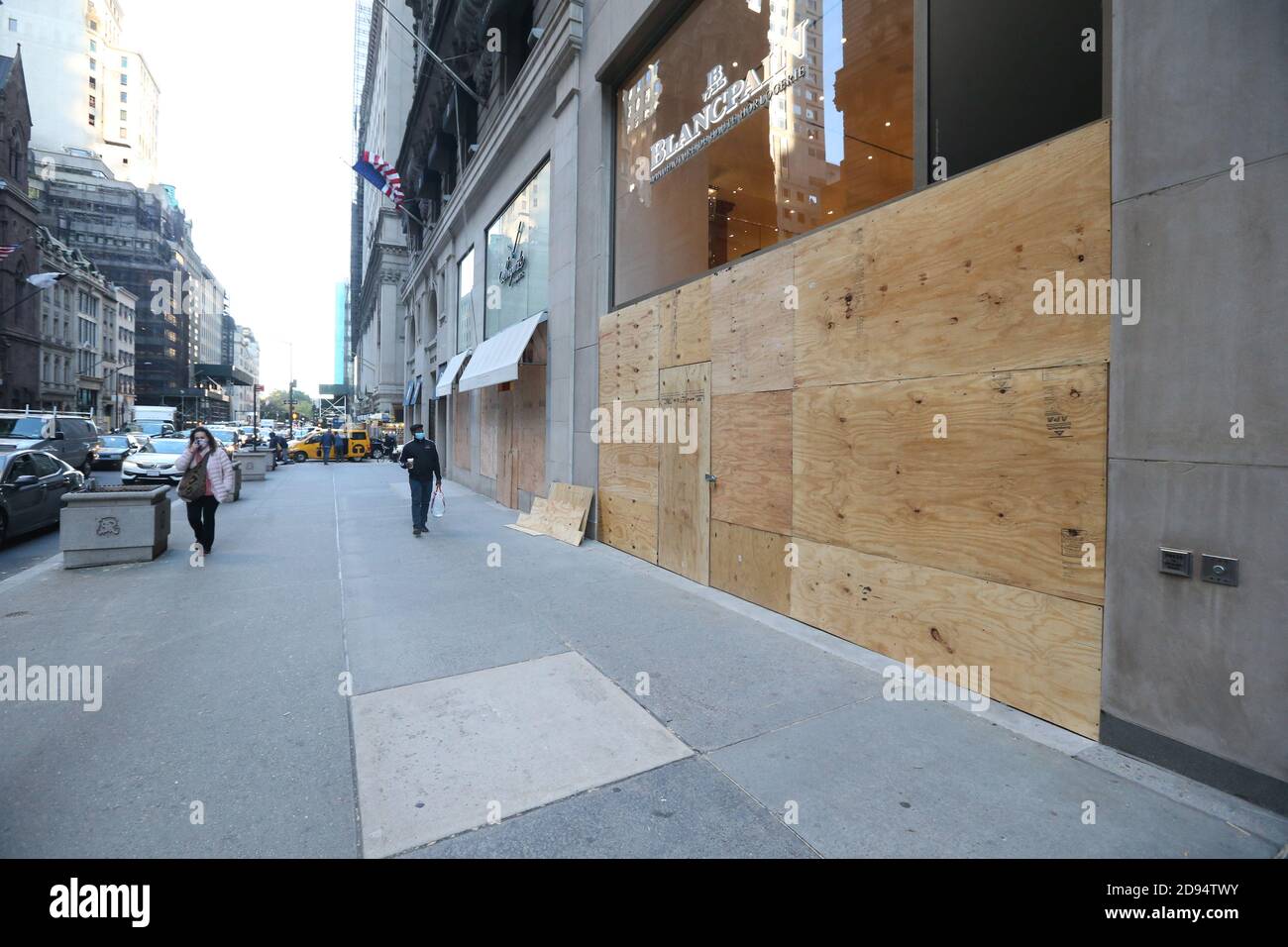 November 2, 2020, New York, NY, USA: Nov 2, 2020 : New York Stores prepare for possible unrest surrounding election day. (Credit Image: © Dan Herrick/ZUMA Wire) Stock Photo