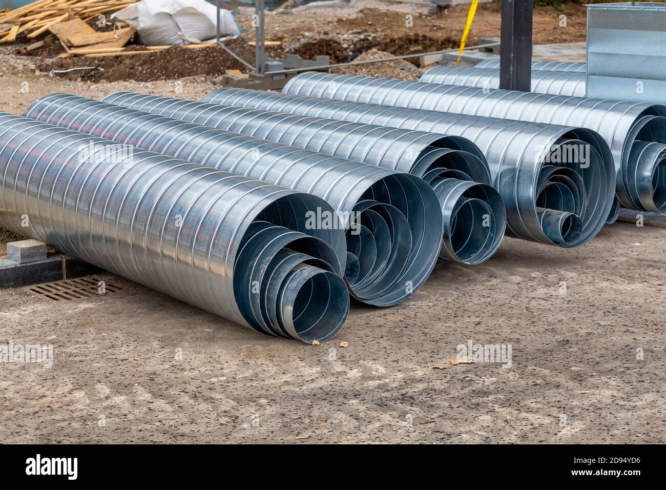 Different diameter pipes for ventilation system and air conditioning at