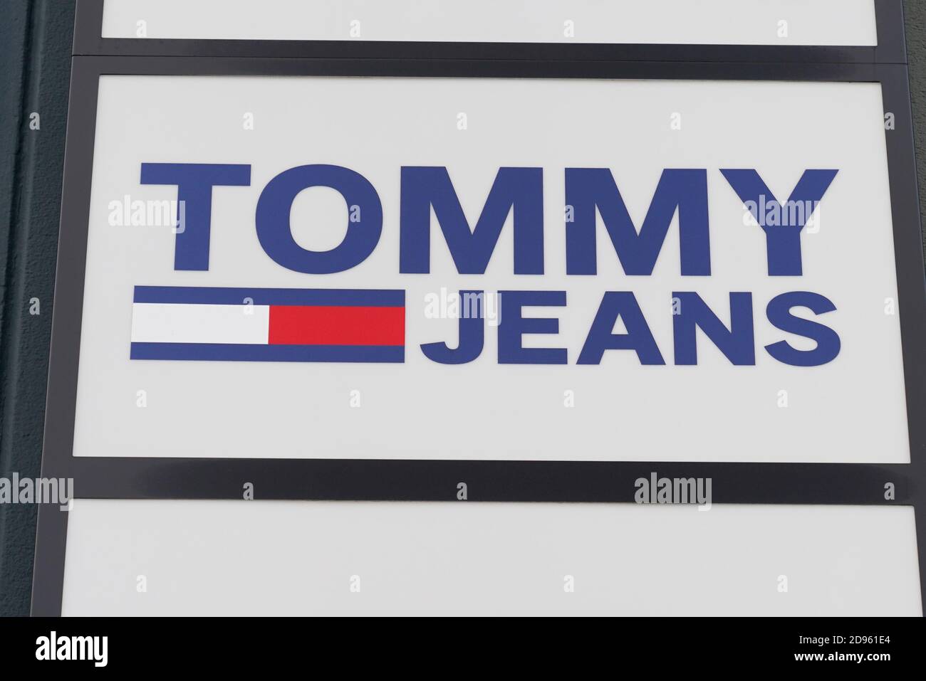 Tommy hilfiger logotype hi-res stock photography and images - Alamy