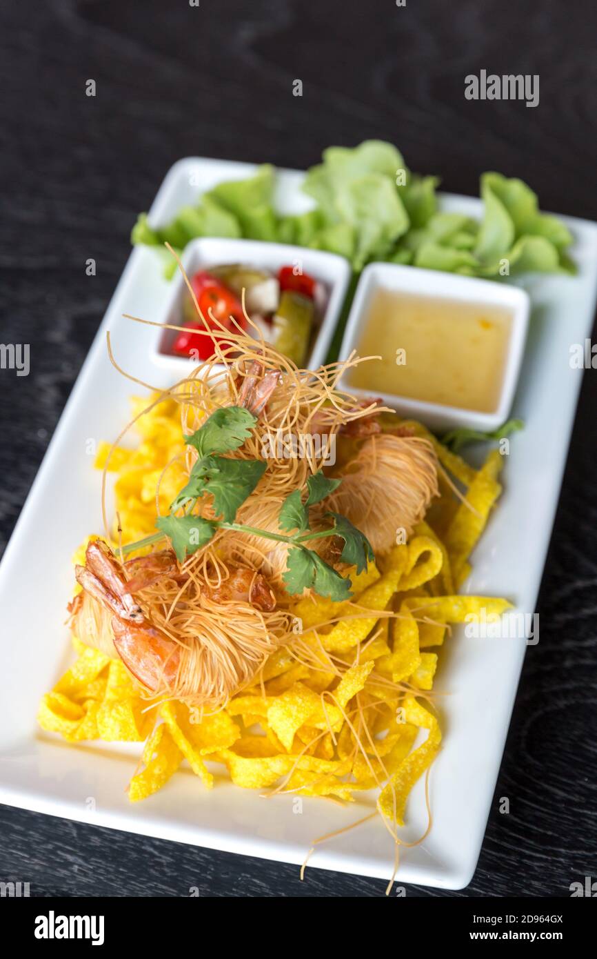 Shrimp deep fried with vegetable Stock Photo Alamy