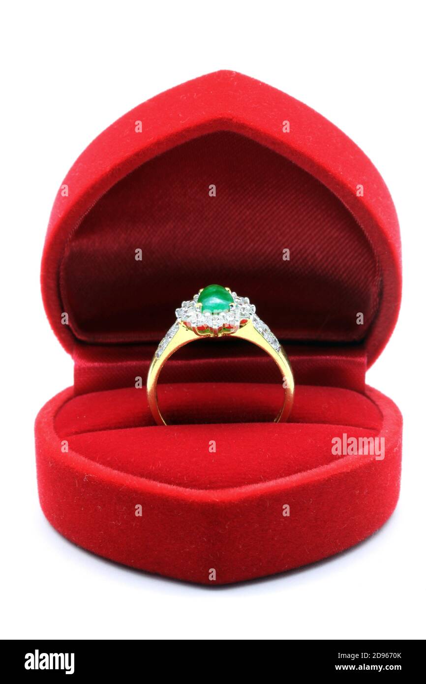 Luxury Diamond Jade Wedding Ring in Red Velvet Silk Box using for