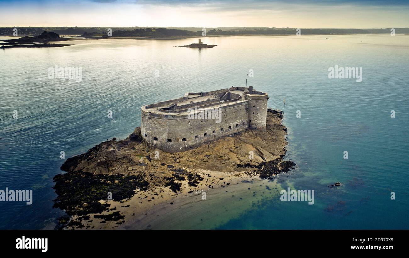 Aerial view of the Chateau du Taureau in Plouezoc'h, near Carantec, in the Bay of Morlaix Stock Photo