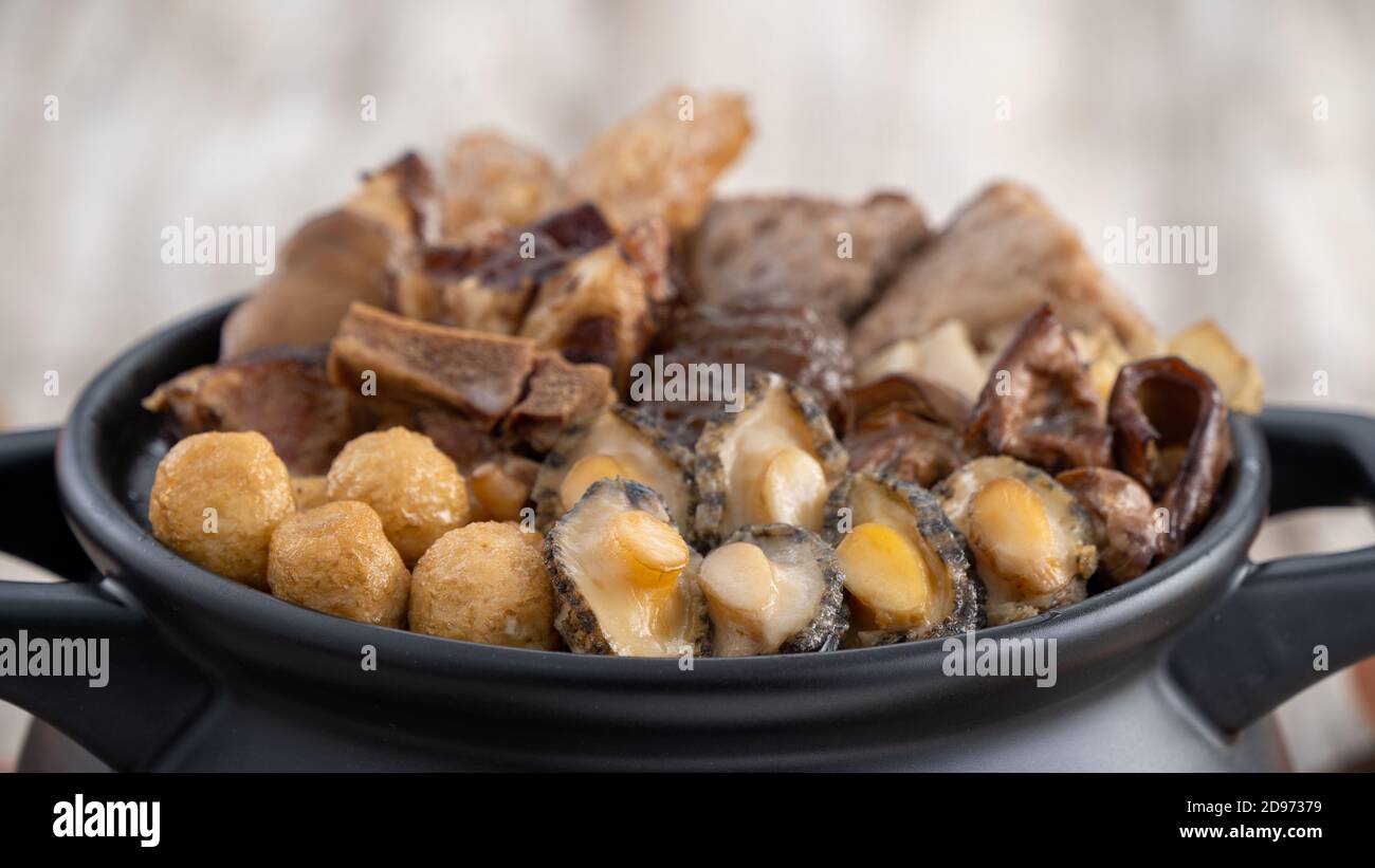 Traditional Food Of Chinese Lunar New Year Buddha Jumps Over The Wall Chinese Soup Casserole Dish Buddha S Temptation Named Fo Tiao Qiang Close U Stock Photo Alamy