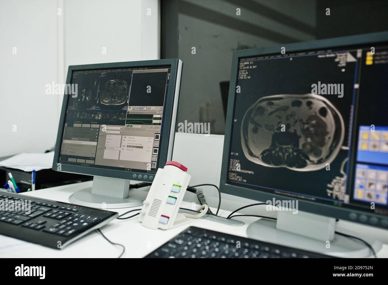 Mri Inner Computer Medical theme. Diagnostic mri center in hospital, monitors of computer ...