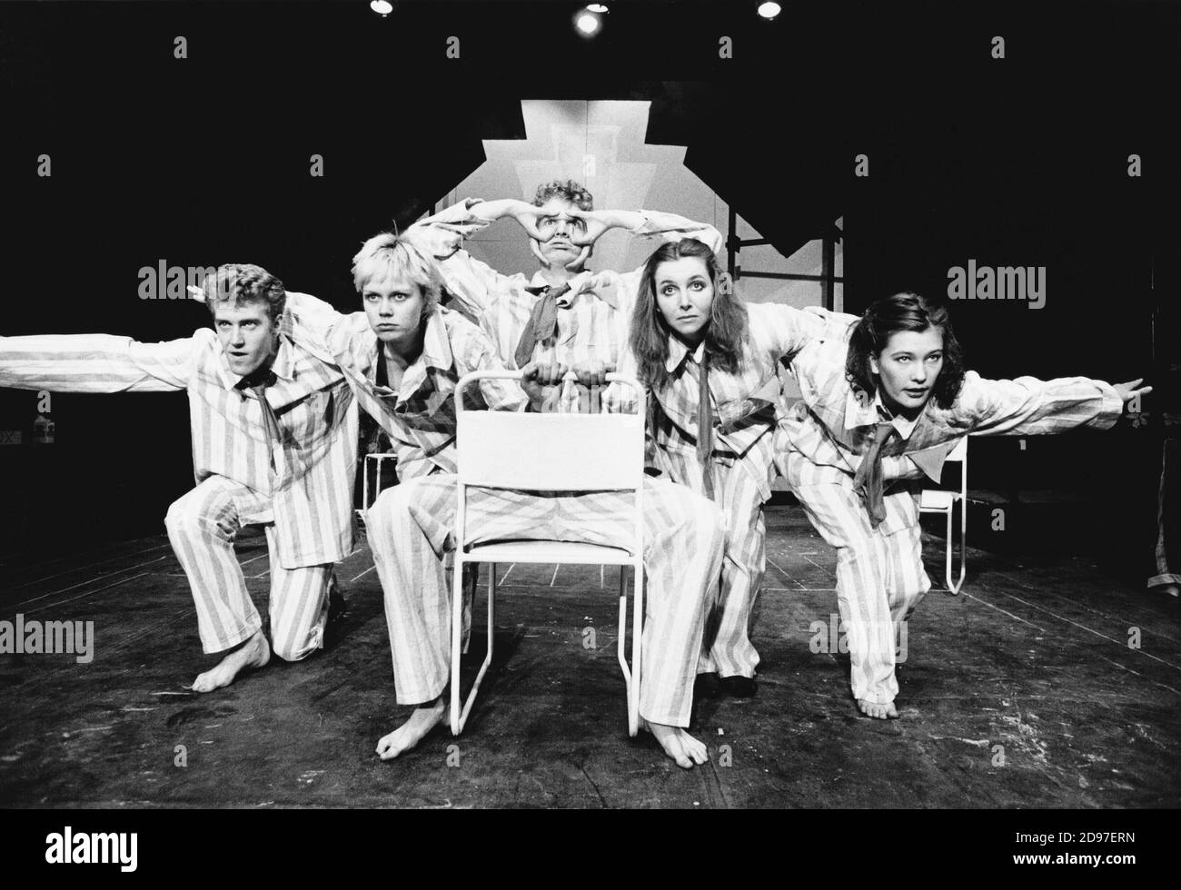 l-r: Richard Jobson, Emma Relph, Tim Potter, Yonnie Howgill, Kate McKenzie in THE DOG BENEATH THE SKIN by W.H. Auden & Christopher Isherwood at the New Half Moon Theatre, London E1  19/11/1981  set design: Philip Myall  costumes: Philip Myall & Jackie Hancher  lighting: Neil Cooper  director: Julian Sands Stock Photo
