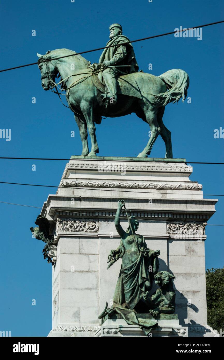 Equestrian Statue of Giuseppe Garibaldi, Largo Cairoli, Milan, Metropolitan city of Milan, Lombardy, Italy, Europe. Stock Photo