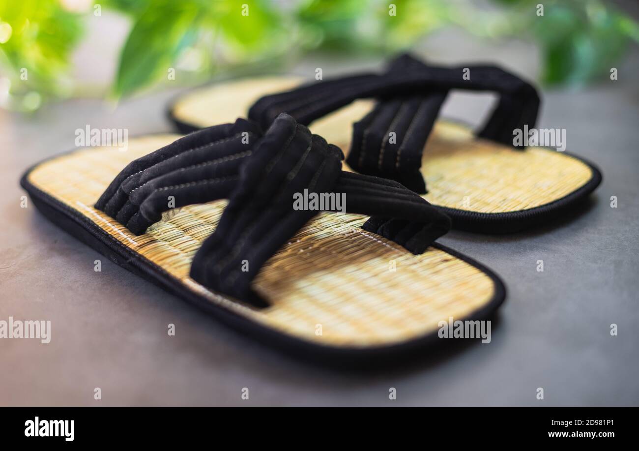 Sandal japanese shoe shoes hi res stock photography and images Alamy
